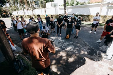 Plimbări educative: cum transformi o excursie într-o lecție