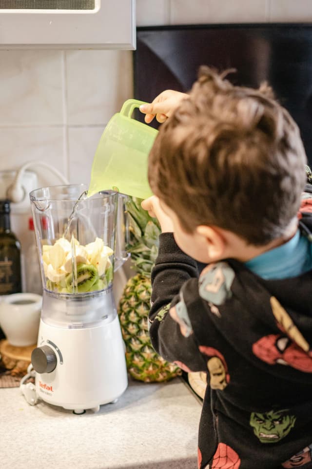 Rețete de smoothie-uri nutritive pentru copilul activ