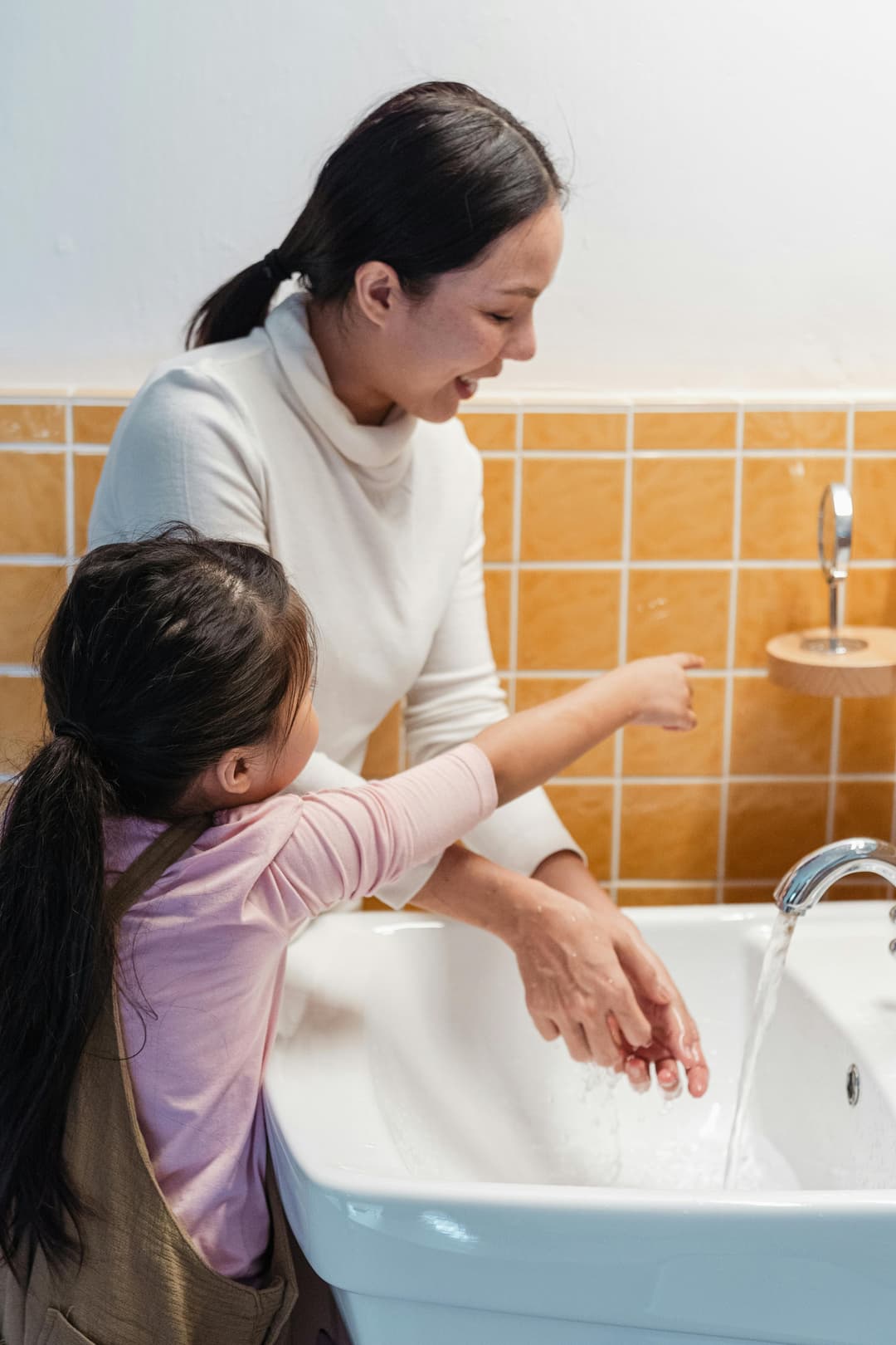 Importanța rutinei pentru copiii mici: ce spun experții în parenting 2025