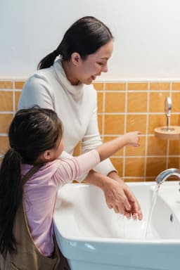 Importanța rutinei pentru copiii mici: ce spun experții în parenting 2025