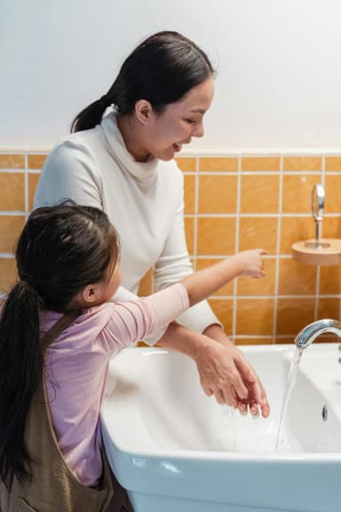 Importanța rutinei pentru copiii mici: ce spun experții în parenting 2025