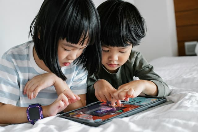 Calendarul familiei în 2025: aplicații și metode care chiar ajută