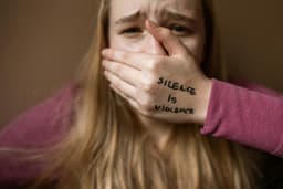 Cum cerem sprijin legal în cazuri de abuz sau neglijență