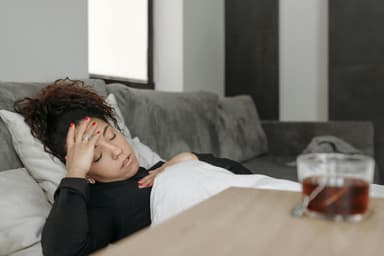 Cum gestionezi febra fără a folosi medicamente în exces