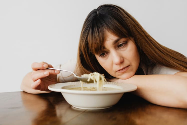 Alimentația emoțională: rolul mâncării în starea afectivă