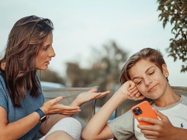 Importanța comunicării nonviolente în familie